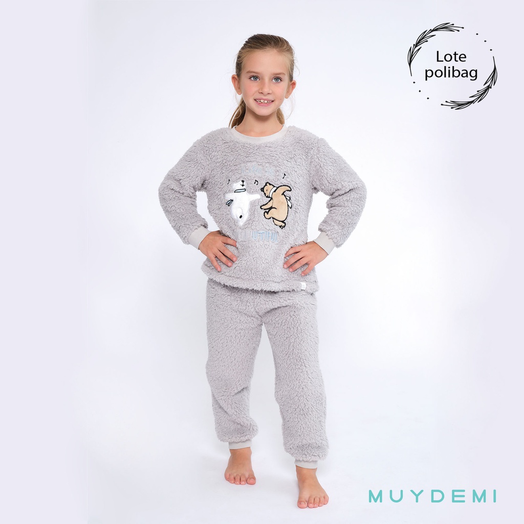 LOTE POLYBAG
PIJAMA INVIERNO NIÑA 
talla 2 a 8