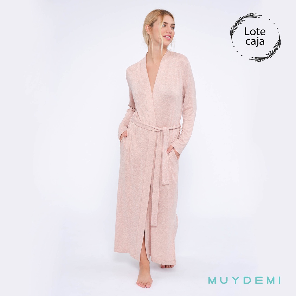 LOTE CAJA BATA INVIERNO MUJER(2-S, 4-M, 4-L, 2-XL)